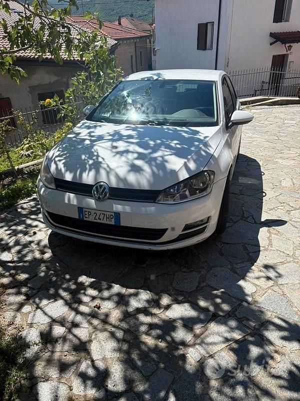 Usata VW Golf VII 110 CV (80 kW) 2013 Bianco Berlina
