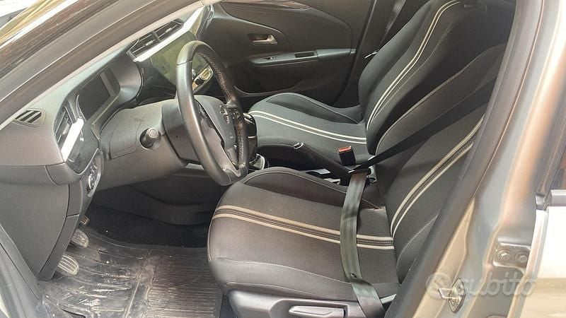 Usata Opel Corsa 75 CV (55 kW) 2022 Grigio Berlina