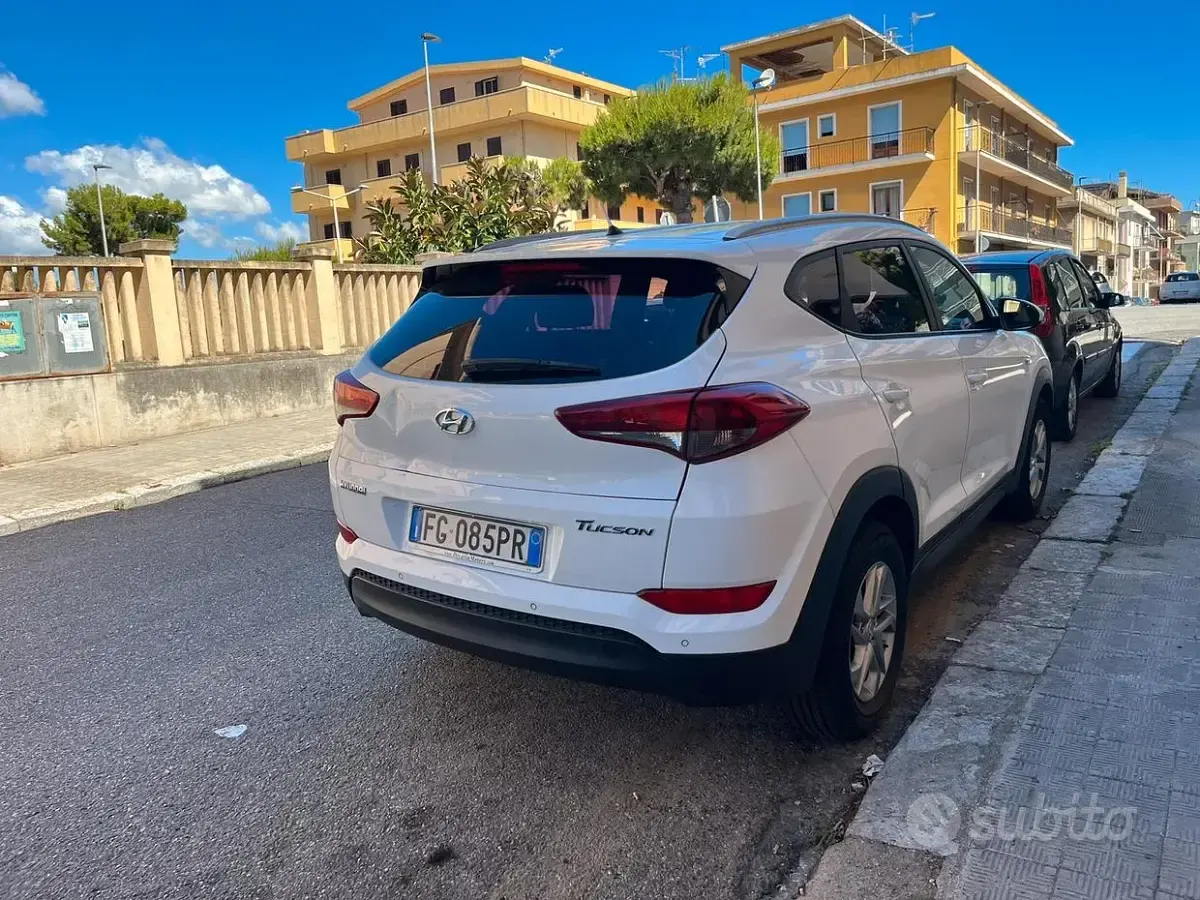 Usata Hyundai Tucson 116 CV (85 kW) 2017 Bianco SUV