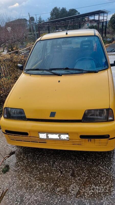 Usato 1997 Fiat Cinquecento 1.1 Benzin 54 CV (3.000 €)
