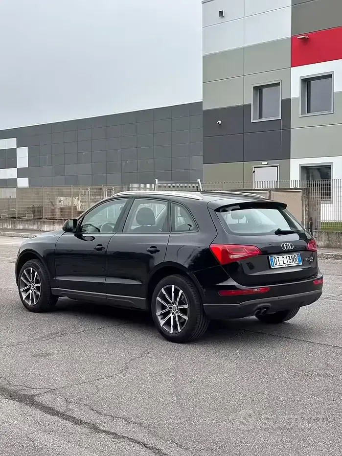 Usata Audi Q5 170 CV (125 kW) 2009 Nero SUV