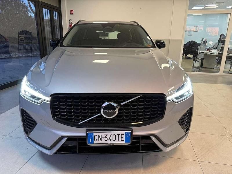 Gebraucht Volvo XC60 Plus 197 PS (144 kW) 2023 Grau SUV