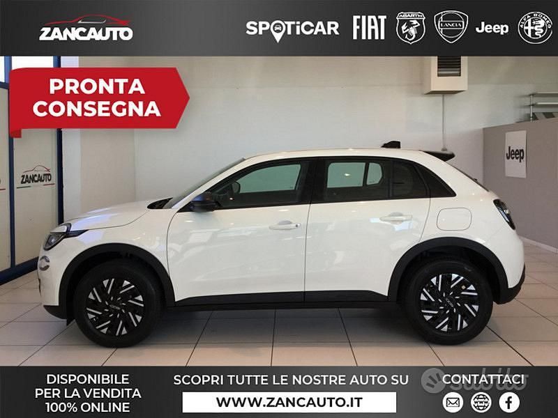 Nuova Fiat 600 110 CV (80 kW) 2025 Bianco SUV
