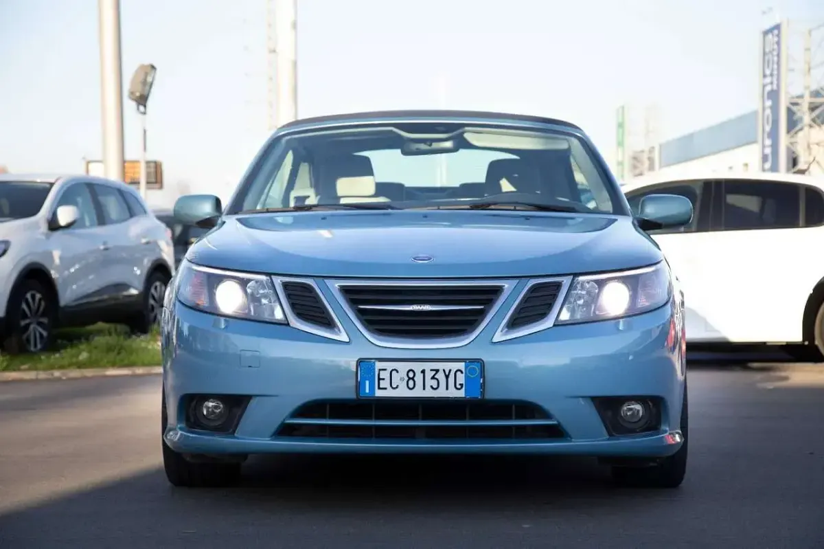 Usata Saab 9-3 Cabriolet Vector 150 CV (110 kW) 2010 Blu/azzurro Cabrio