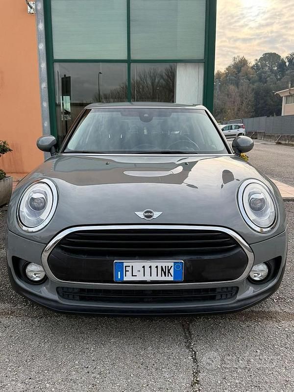 Grigio Usata 2017 Mini Clubman Station wagon | 14.000 € (Buon prezzo) - Immagine 1/4