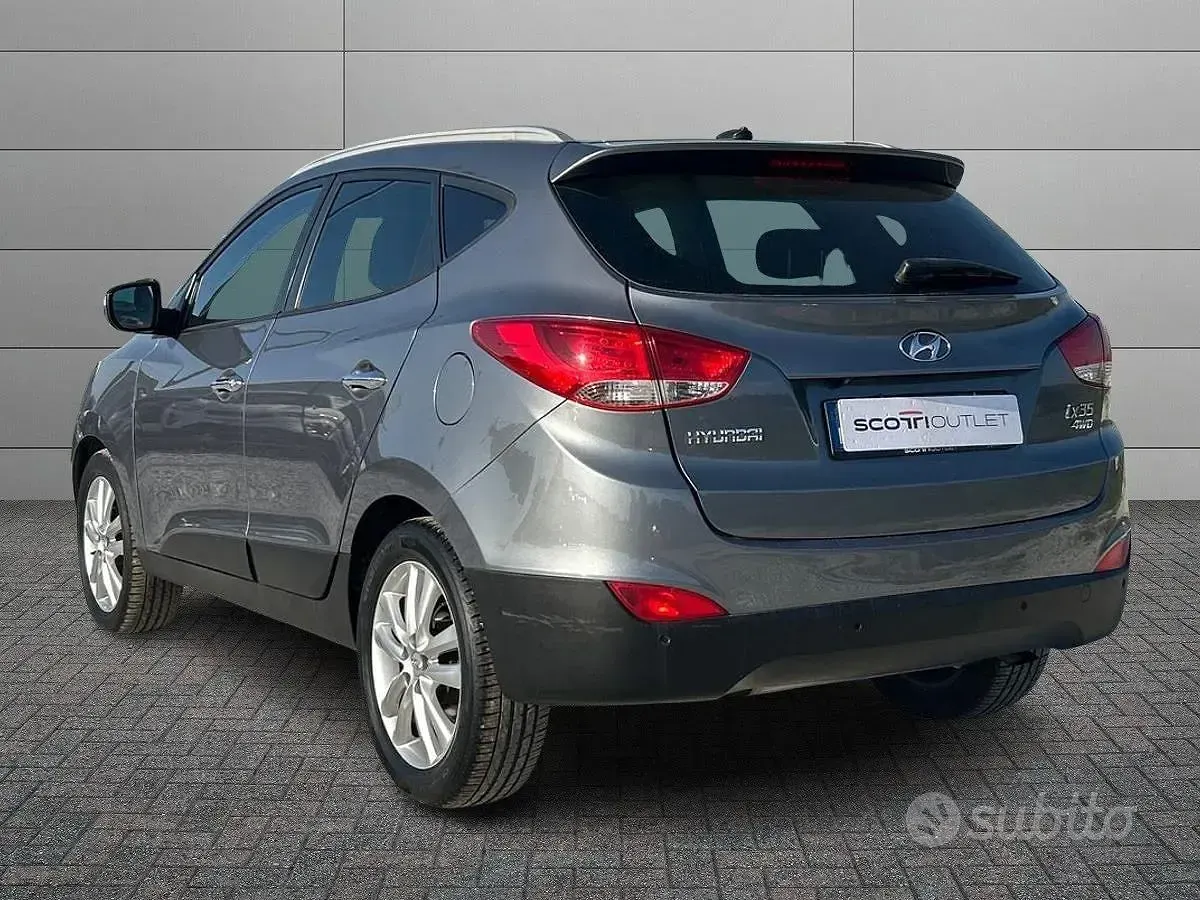 Usata Hyundai ix35 Style 184 CV (135 kW) 2011 Grigio SUV