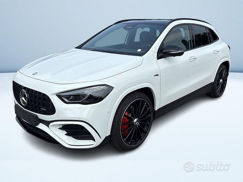 Bianco Nuova 2025 Mercedes GLA35 AMG AMG Line Premium Plus SUV | 67.150 € - Immagine 1/4