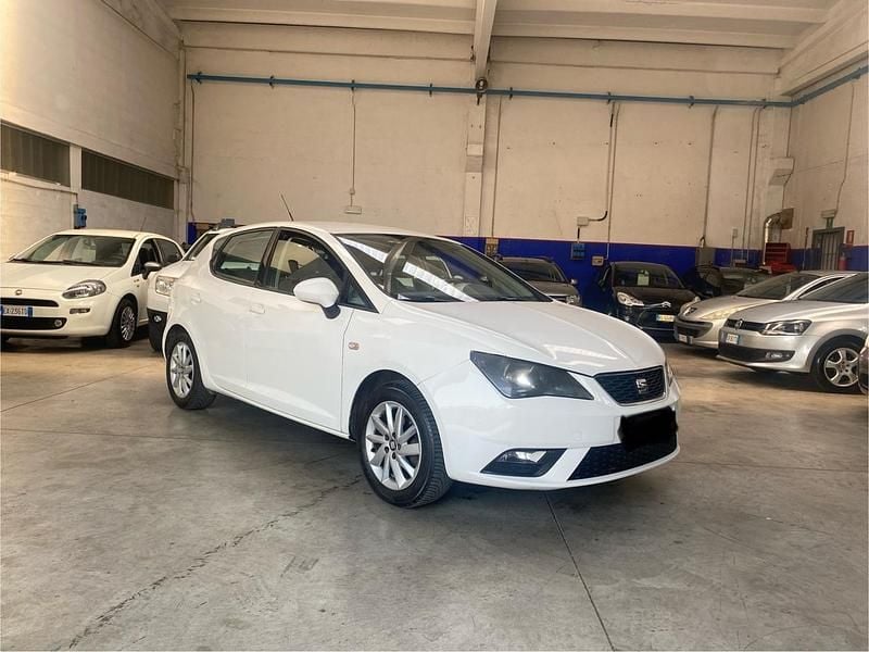 Usata Seat Ibiza Style 85 CV (62 kW) 2014 Bianco Berlina