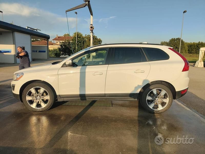 Usata Volvo XC60 2012 Bianco SUV