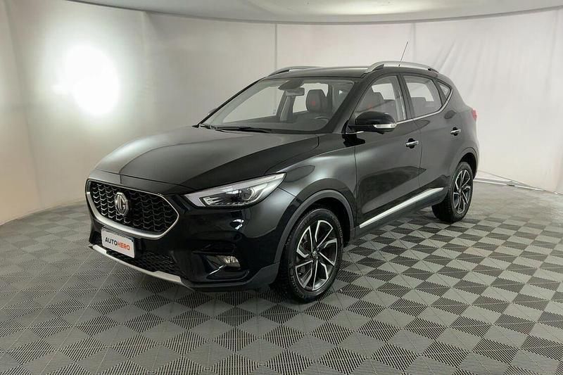 Usata MG ZS Luxury 111 CV (81 kW) 2024 Nero SUV