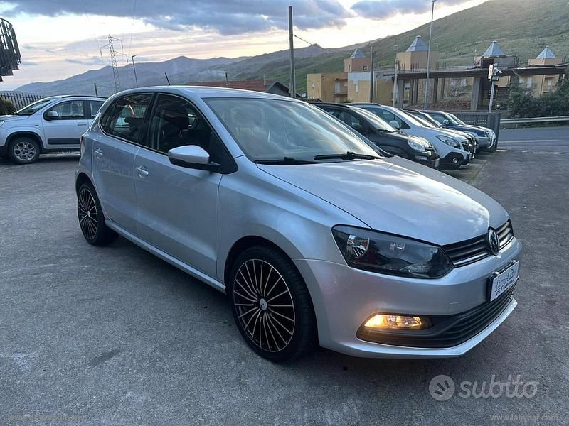 Usata VW Polo 75 CV (55 kW) 2014 Argento Berlina