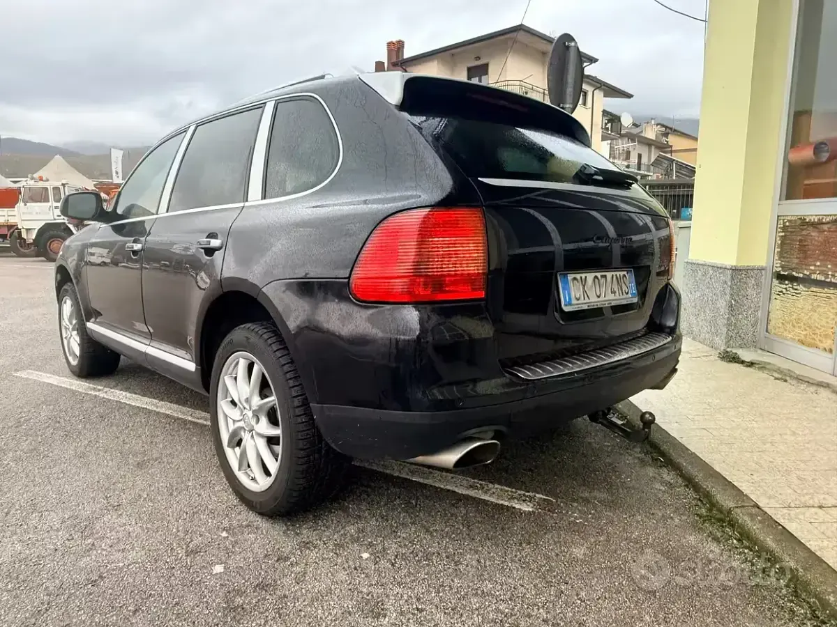 Usata Porsche Cayenne 250 CV (183 kW) 2004 Nero SUV
