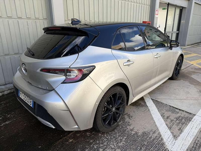 Usata Toyota Corolla Lounge 152 CV (111 kW) 2020 Berlina