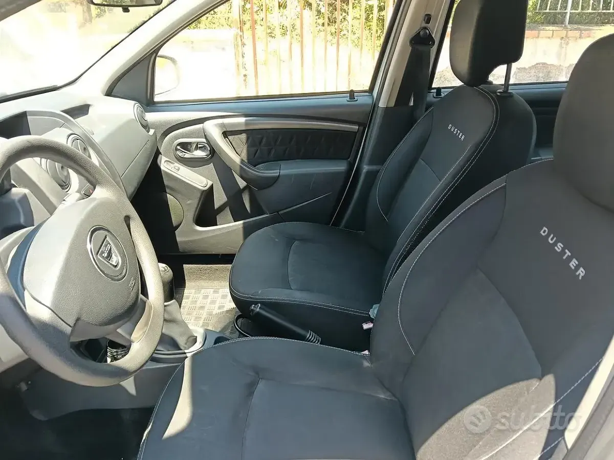 Usata Dacia Duster 105 CV (77 kW) 2014 Bianco SUV