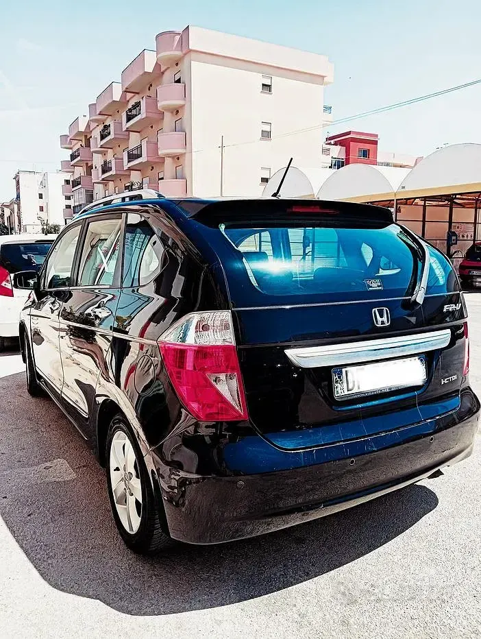 Usata Honda FR-V 140 CV (102 kW) 2006 Nero Monovolume