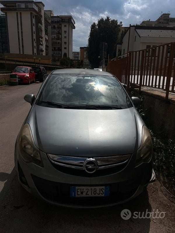 Usata Opel Corsa 2014 Grigio Utilitaria