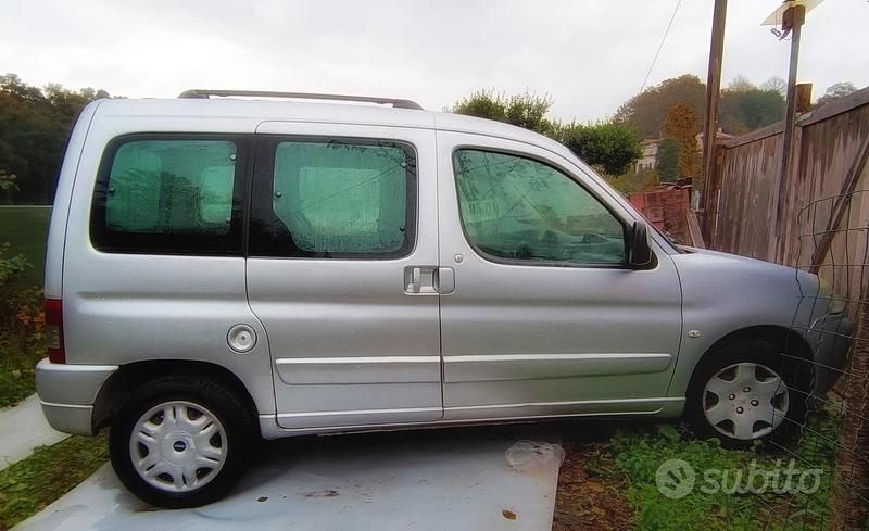 Usata 2006 Citroën Berlingo Monovolume | 2300 € - Immagine 1/4