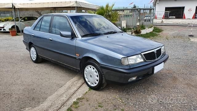 Grigio Usata 1993 Lancia Dedra Tre volumi | 3800 € - Immagine 1/4