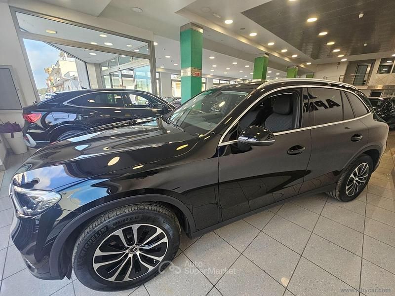 Usata Mercedes GLC220 Advanced 197 CV (144 kW) 2023 Nero SUV