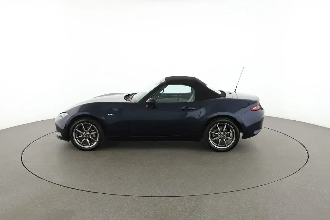Usata Mazda MX5 Exceed 132 CV (97 kW) 2022 Blu Cabrio