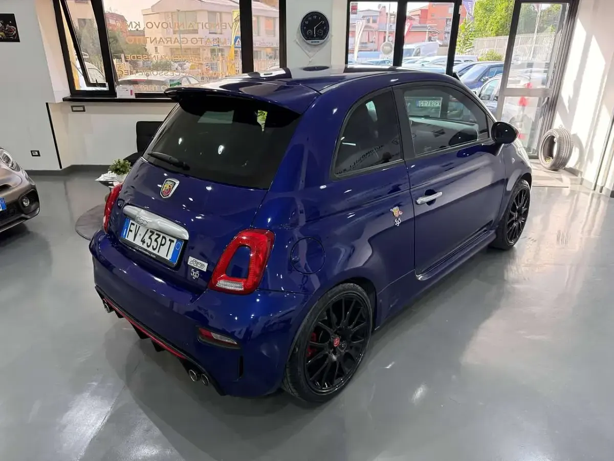 Usata Abarth 595 Pista 160 CV (117 kW) 2019 Blu/azzurro Berlina
