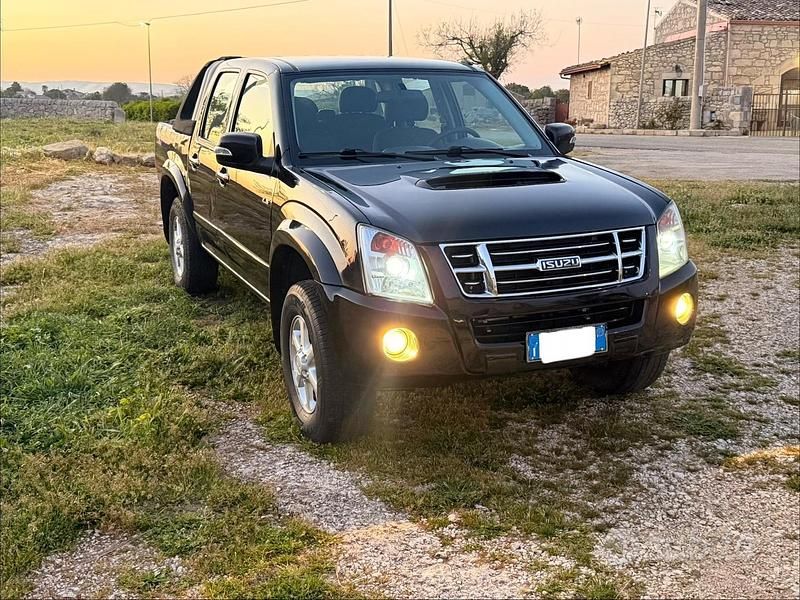 Usata Isuzu D-Max 163 CV (119 kW) 2007 Nero SUV