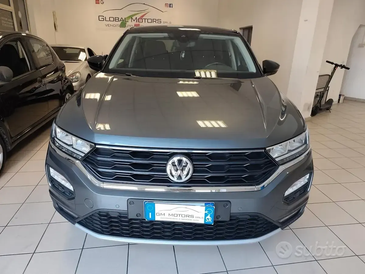 Usata VW T-Roc Advance 116 CV (85 kW) 2019 Grigio SUV