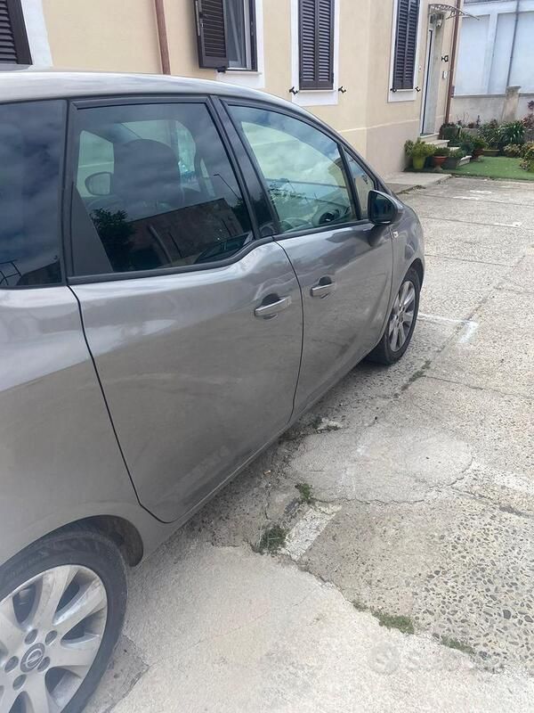 Occasion Opel Meriva 2013 Gris Monospace