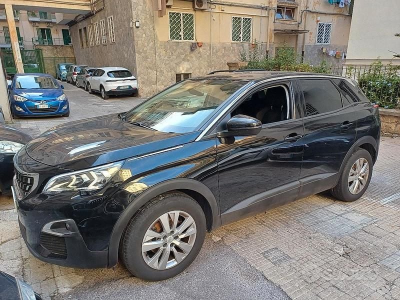 Usata Peugeot 3008 Allure 120 CV (88 kW) 2019 Nero Monovolume