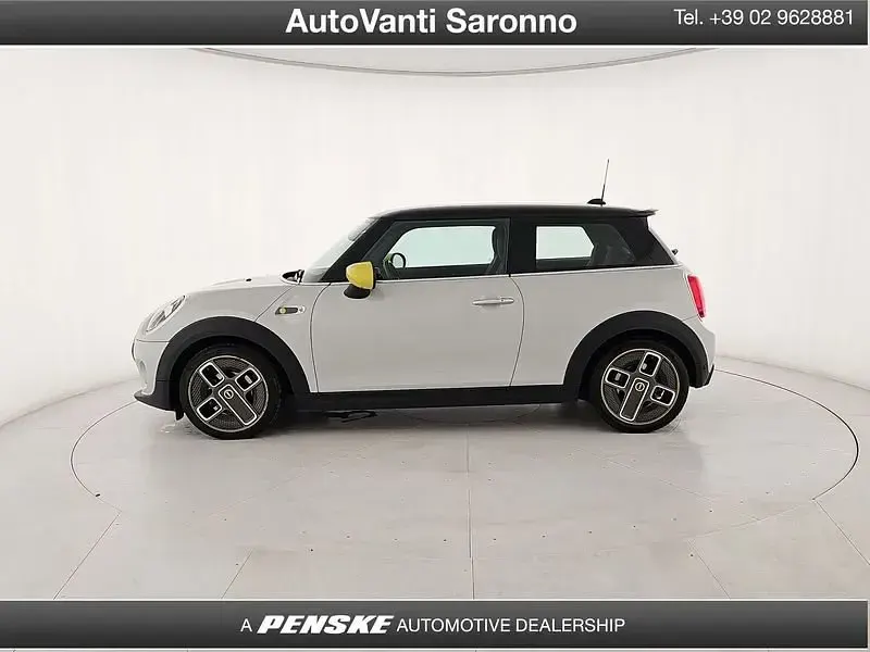 Usata Mini Cooper SE 135 kW (184 CV) 2020 Bianco Utilitaria