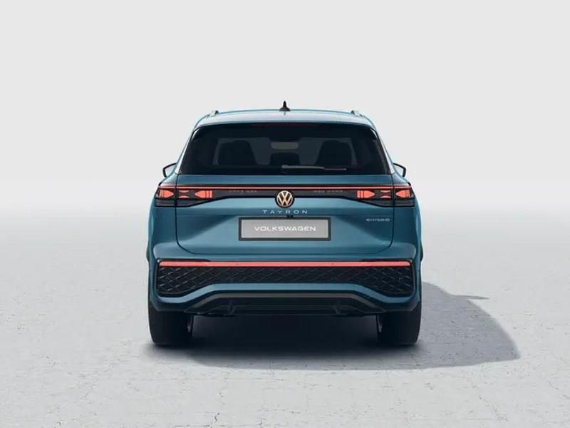 Nuova VW Tayron R-line Plus 204 CV (150 kW) 2026 Nightshade blue metallizzato SUV
