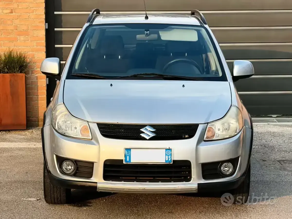 Usata Suzuki SX4 112 CV (82 kW) 2010 Grigio SUV