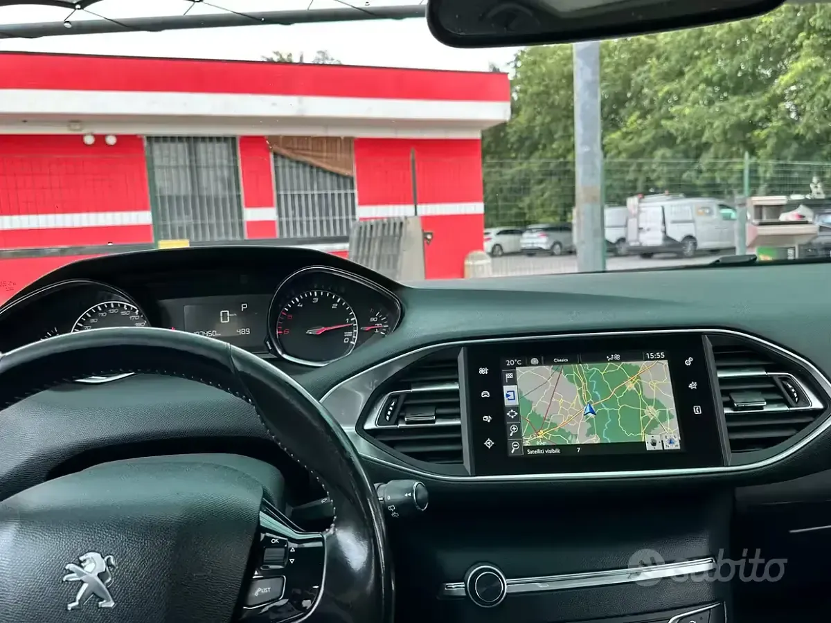 Usata Peugeot 308 150 CV (110 kW) 2015 Nero Berlina