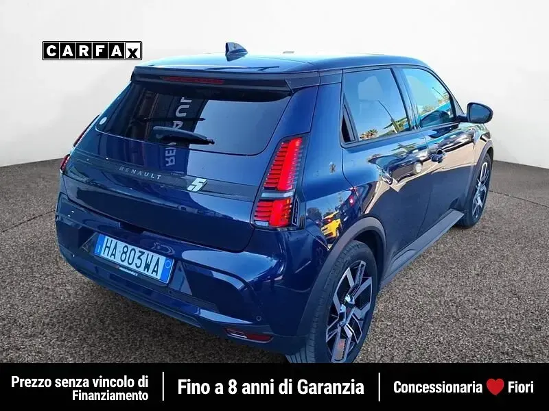 Usata Renault 5 E-Tech Urban 89 kW (122 CV) 2025 Blu Utilitaria