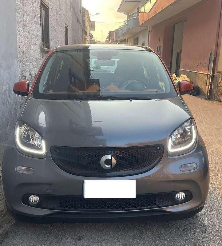Usata 2014 Smart ForFour Edition #1 Utilitaria | 7300 € (Buon prezzo) - Immagine 1/4