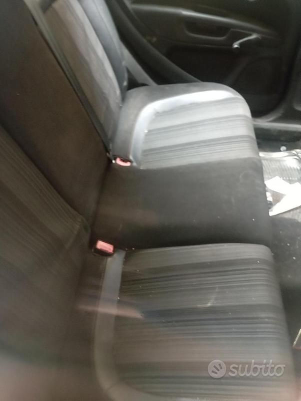 Usata Fiat Grande Punto 75 CV (55 kW) 2005 Utilitaria