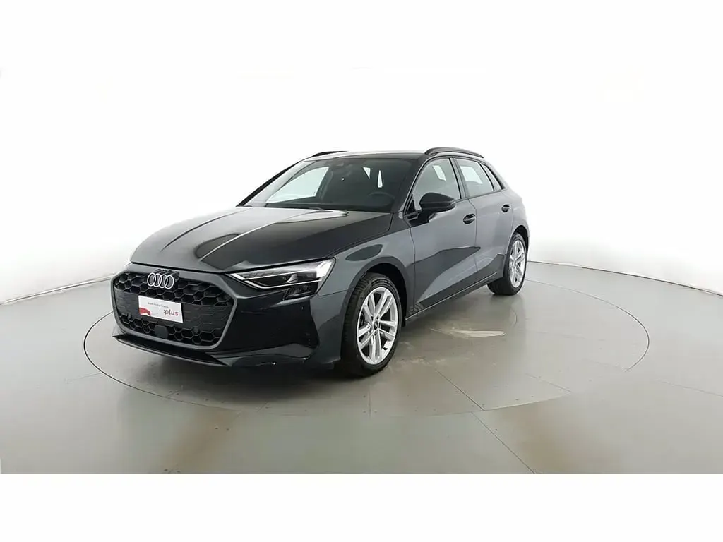 Usata Audi A3 Sportback e-tron Business 150 CV (110 kW) 2025 Utilitaria