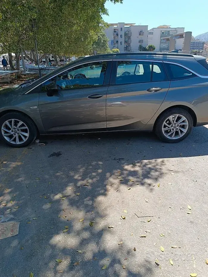Usata Opel Astra 110 CV (80 kW) 2018 Grigio Station wagon