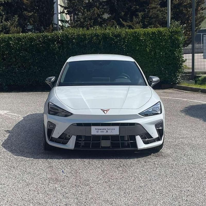 Usata Cupra Leon 150 CV (110 kW) 2025 Bianco “nevada” Berlina