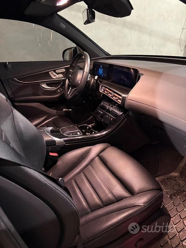 Usata Mercedes EQC400 300 kW (408 CV) 2020 Nero SUV