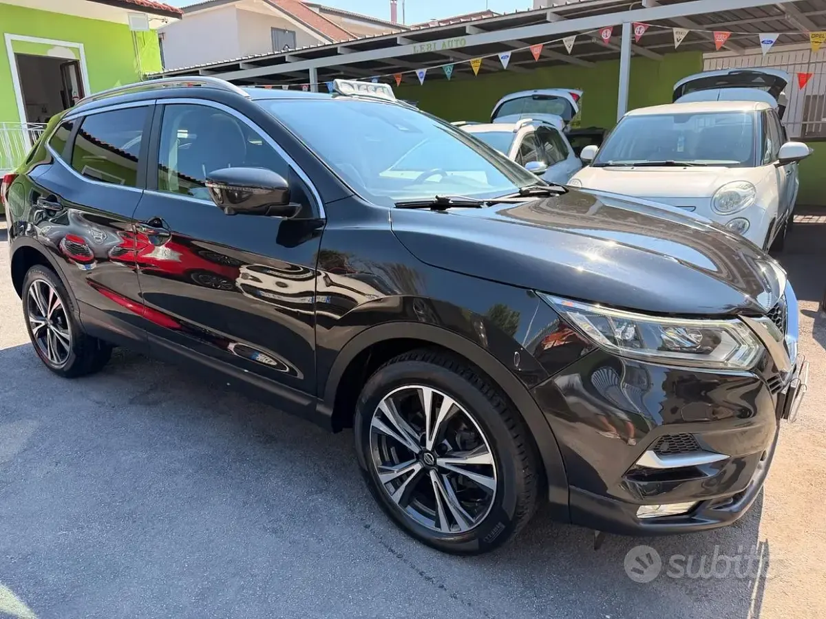 Usata Nissan Qashqai Tekna 110 CV (80 kW) 2019 Nero SUV