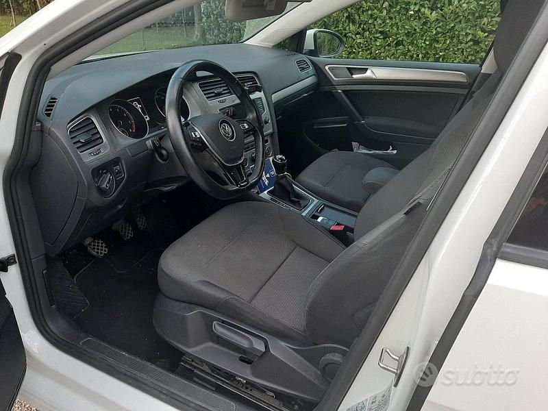 Usata VW Golf VII 110 CV (80 kW) 2016 Bianco Berlina