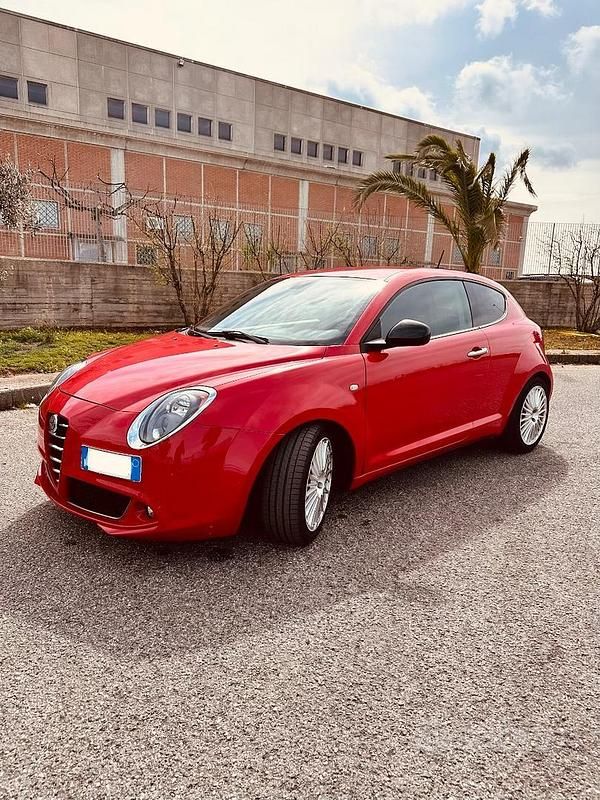 Usata Alfa Romeo MiTo 155 CV (114 kW) 2008 Rosso Utilitaria
