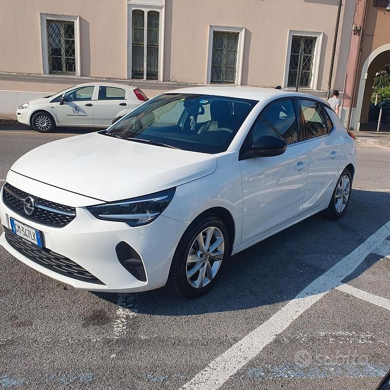 Usata Opel Corsa 102 CV (75 kW) 2023 Bianco Utilitaria