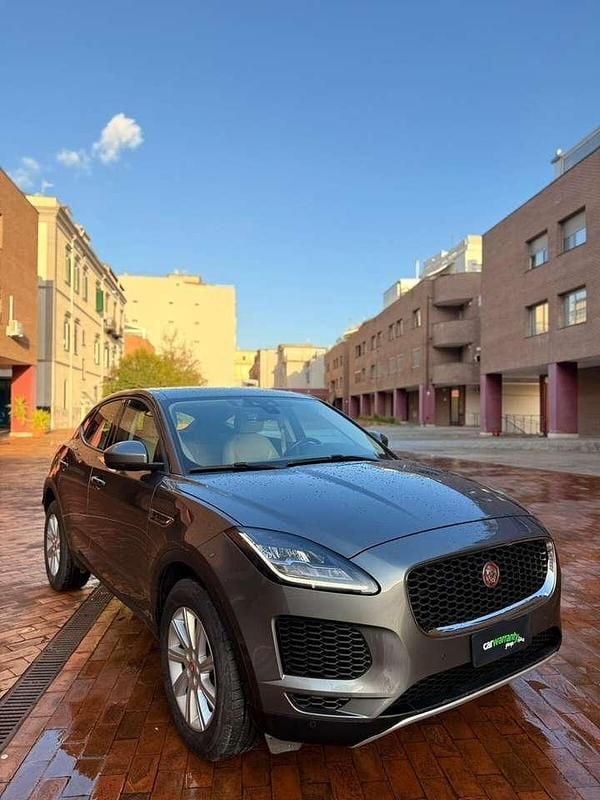 Grigio Usata 2020 Jaguar E-Pace SUV | 24.990 € (Buon prezzo) - Immagine 1/4