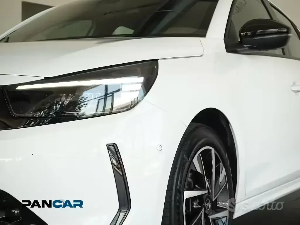 Usata Opel Corsa 101 CV (74 kW) 2025 Bianco Utilitaria