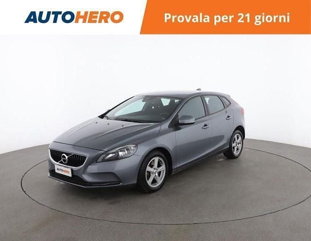Usata Volvo V40 119 CV (87 kW) 2018 Grigio Berlina