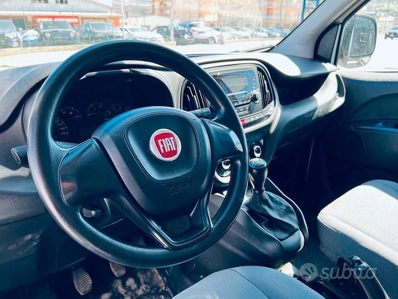 Usata Fiat Doblò 95 CV (69 kW) 2018 Bianco Monovolume