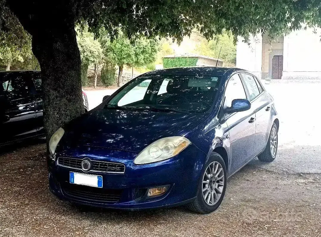 Usata Fiat Bravo Dynamic 120 CV (88 kW) 2007 Blu Utilitaria