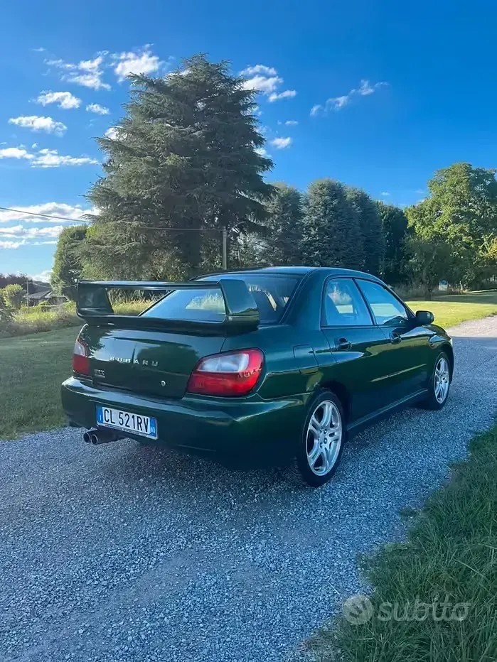 Usata Subaru Impreza 224 CV (164 kW) 2003 Verde Berlina